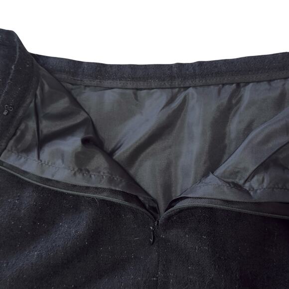 Pendleton wool blend skirt, black w metallic threads classic, work, office #4274 - Picture 4 of 8